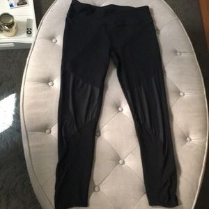 Black fabletics leggings